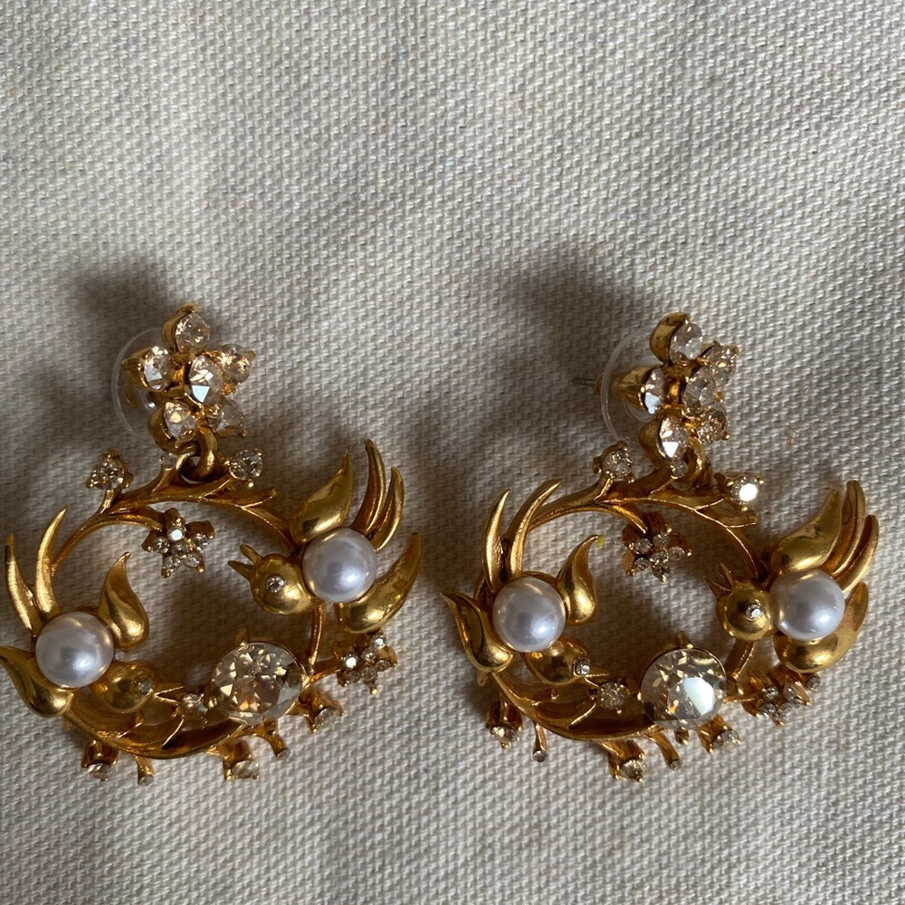 Oscar de la Renta Crystal and faux pearl earrings